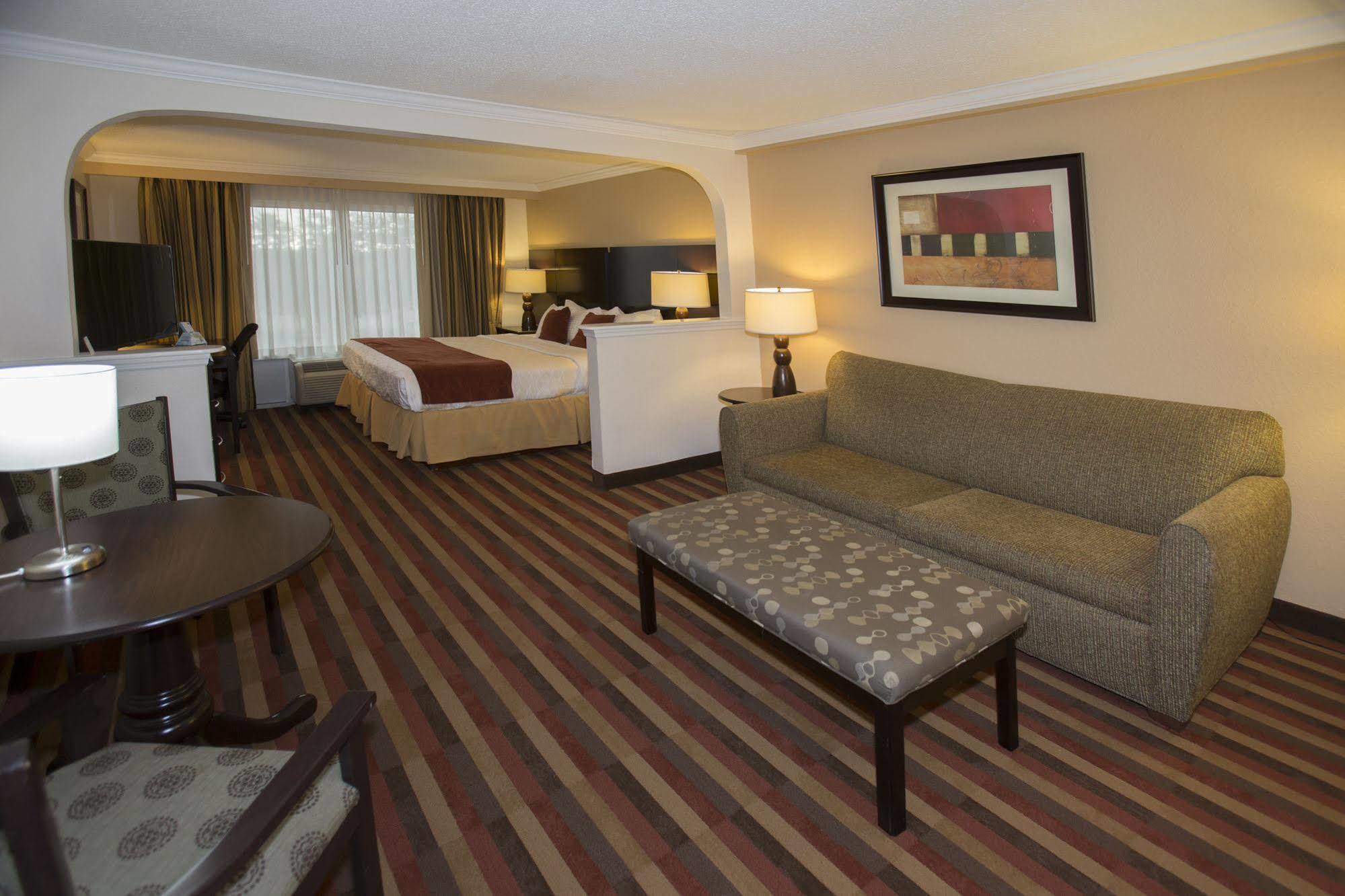 Best Western Plus Ambassador Suites Venice Gardens Eksteriør bilde